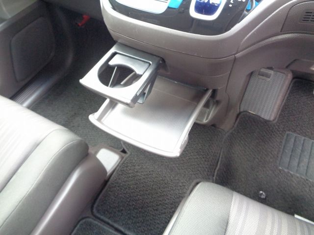 HONDA FREED HYBRID 2018