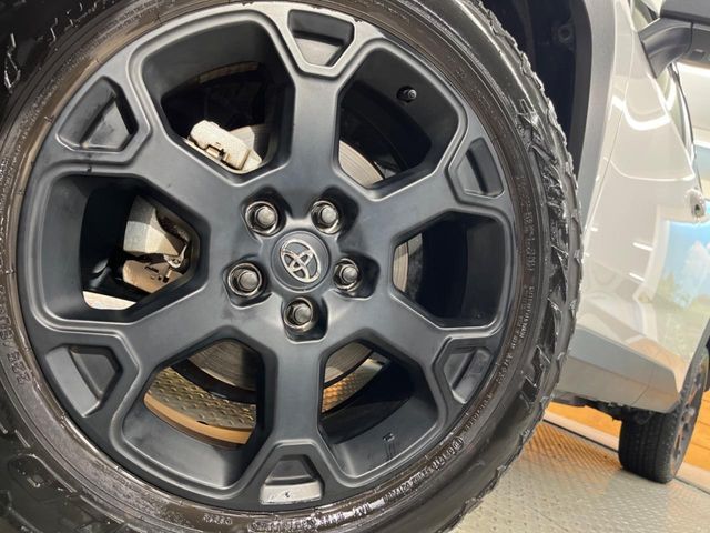 TOYOTA RAV4 4WD 2023