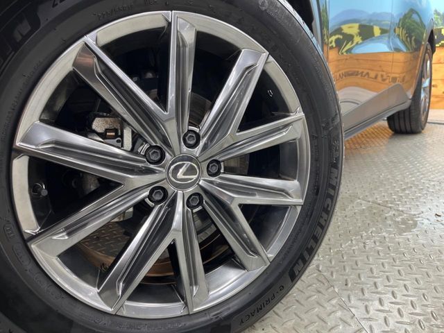 TOYOTA LEXUS LBX 2024