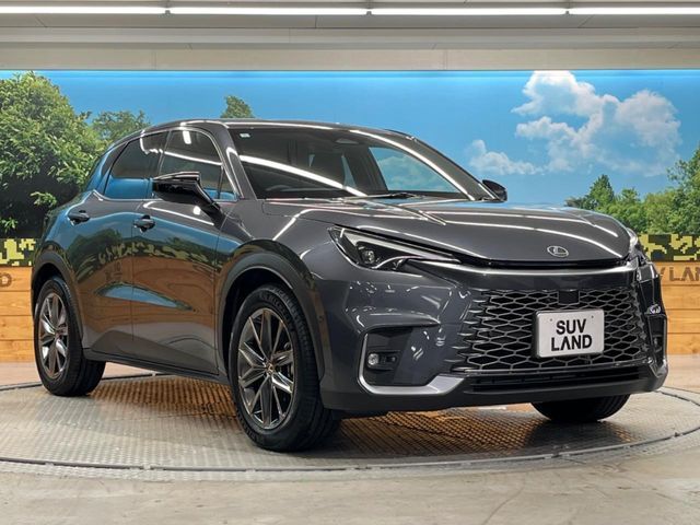 TOYOTA LEXUS LBX 2024