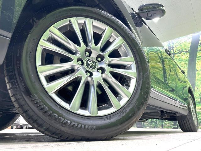 TOYOTA HARRIER 4WD 2014