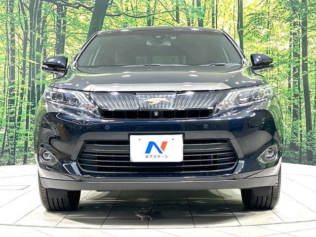 TOYOTA HARRIER 4WD 2014