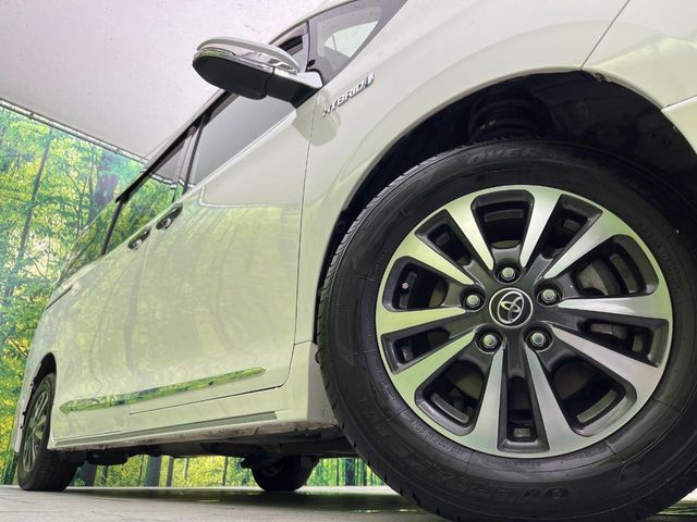 TOYOTA ESQUIRE HYBRID 2018