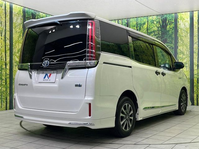 TOYOTA ESQUIRE HYBRID 2018