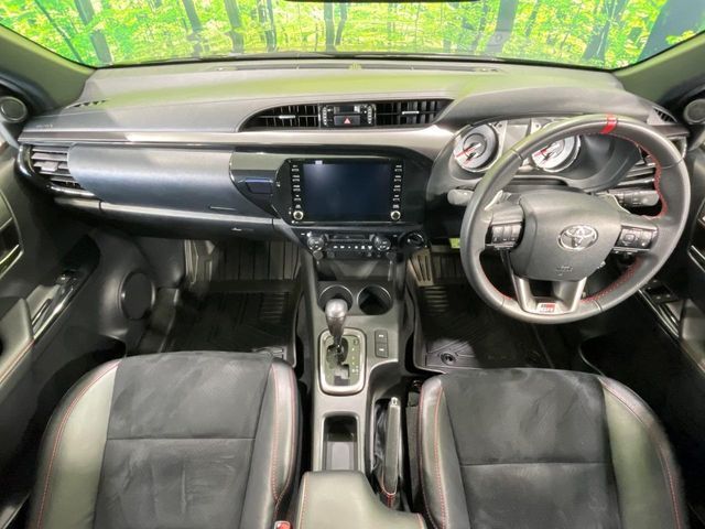 TOYOTA HILUX 4WD 2023