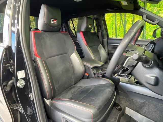 TOYOTA HILUX 4WD 2023