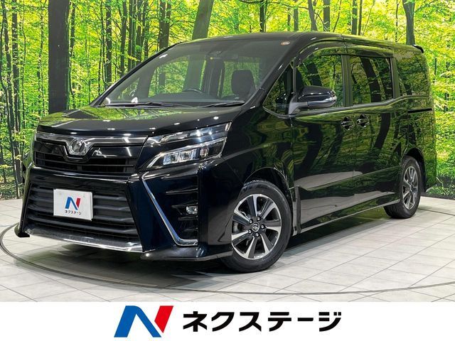 TOYOTA VOXY 2018