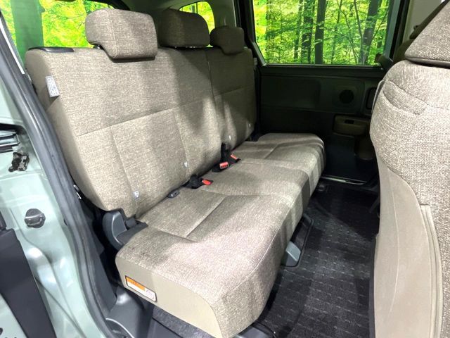 TOYOTA SIENTA HYBRID 2022