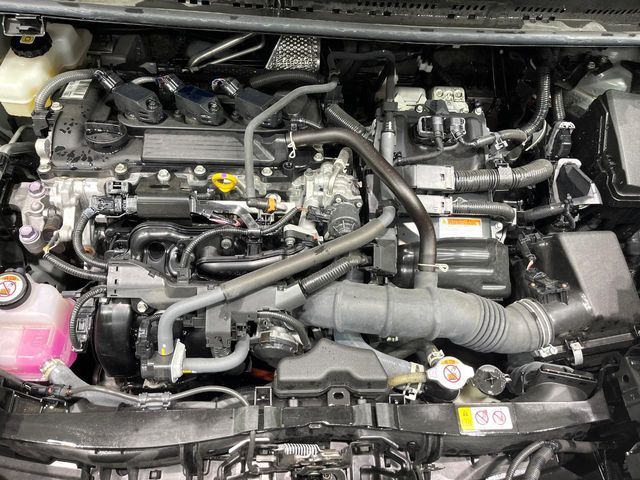 TOYOTA SIENTA HYBRID 2022