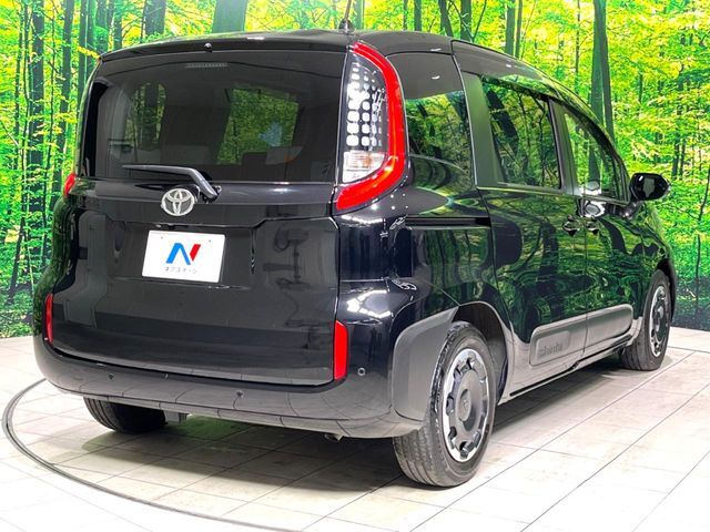 TOYOTA SIENTA 2023