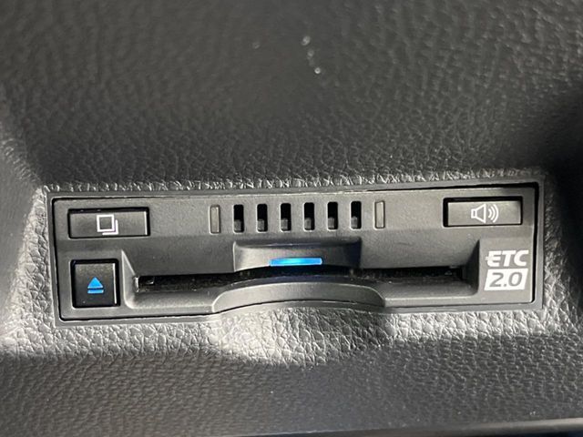 TOYOTA YARIS CROSS HYBRID 2022