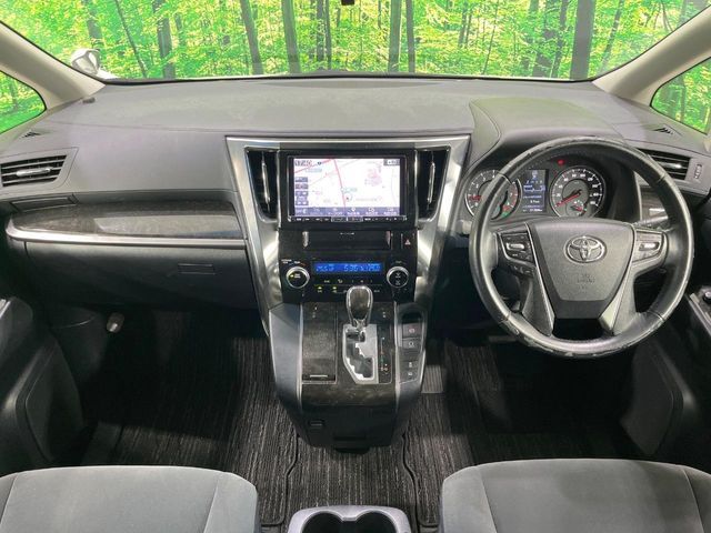 TOYOTA VELLFIRE 2016