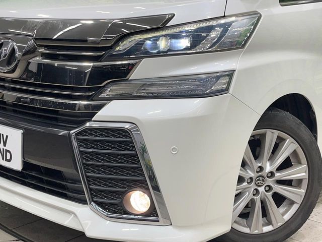 TOYOTA VELLFIRE 2016