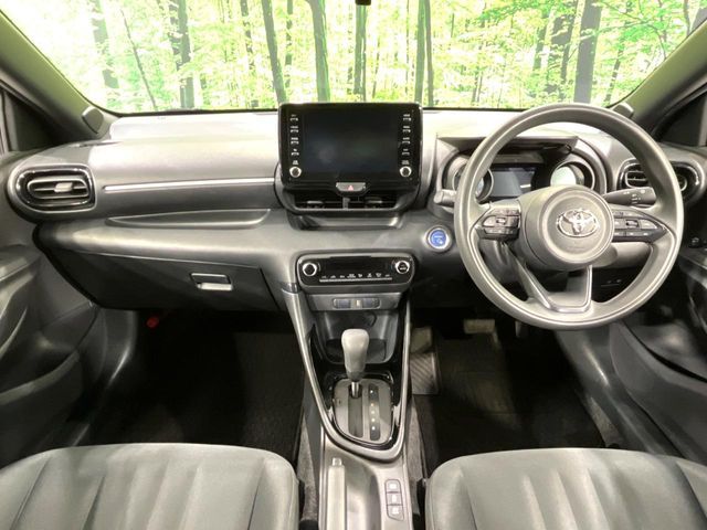 TOYOTA YARIS HYBRID 2020