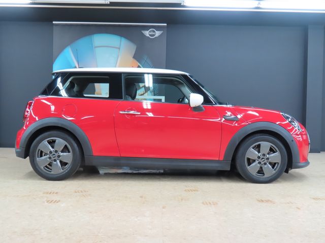 BMW MINI COOPER D 2022