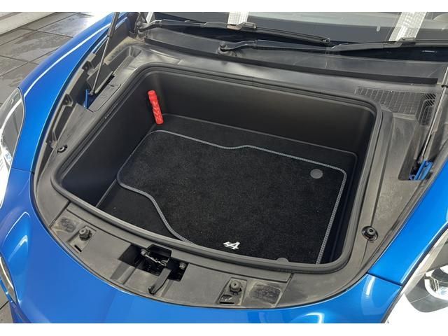 RENAULT RENAULT ALPINE A110 2019