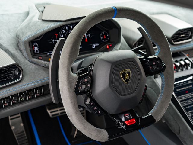 LAMBORGHINI LAMBORGHINI HURACAN 2024