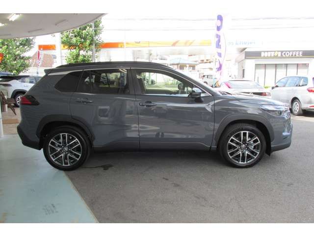 TOYOTA COROLLA CROSS HYBRID 2025