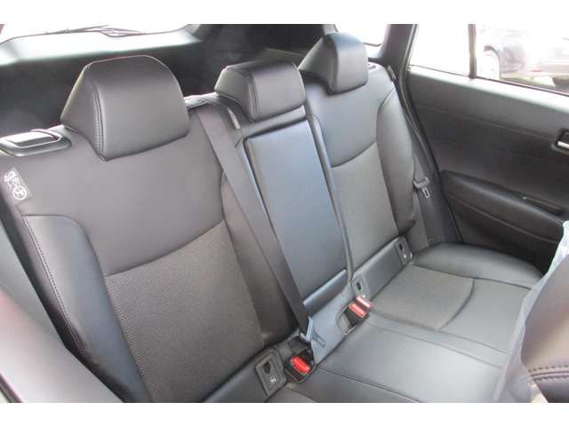 TOYOTA COROLLA CROSS HYBRID 2025