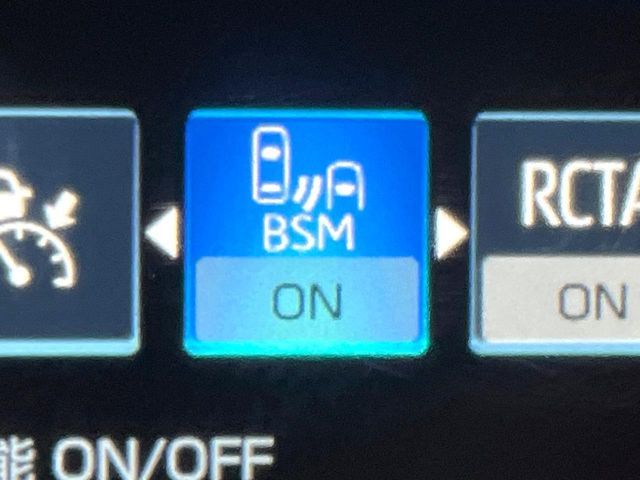 TOYOTA CAMRY HYBRID 2021