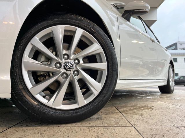 TOYOTA CAMRY HYBRID 2021