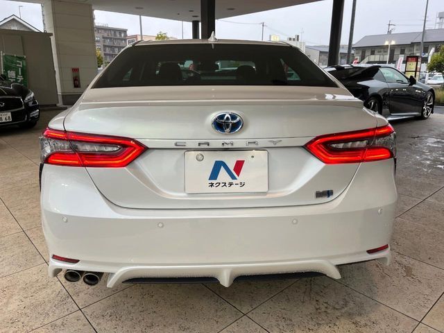 TOYOTA CAMRY HYBRID 2021