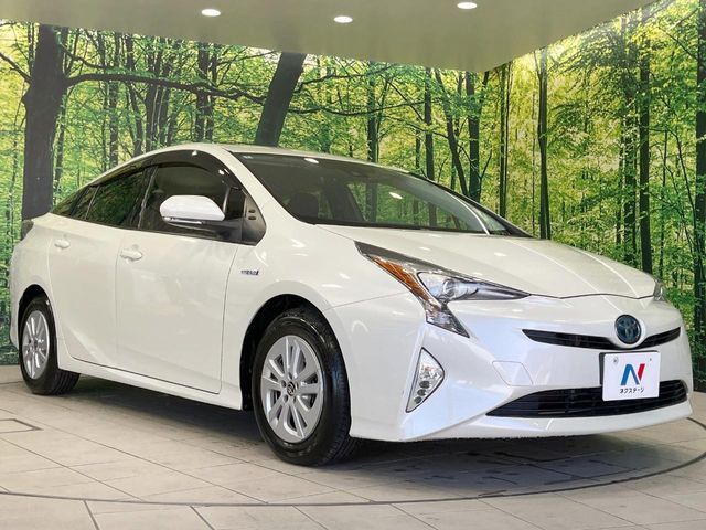 TOYOTA PRIUS 2016