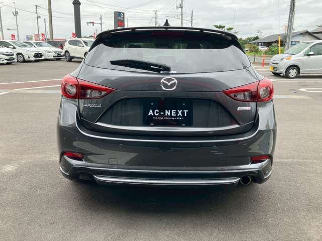 MAZDA AXELA SPORTS 2016