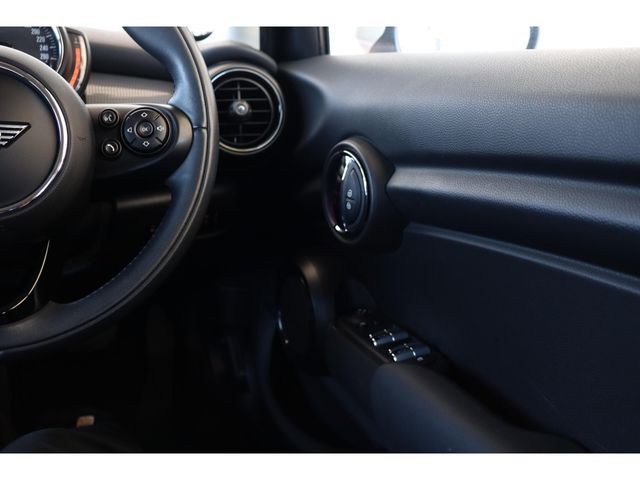 BMW MINI COOPER D 5DOOR 2021