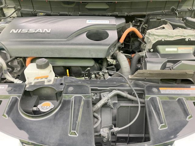 NISSAN X-TRAIL HYBRID 2WD 2015