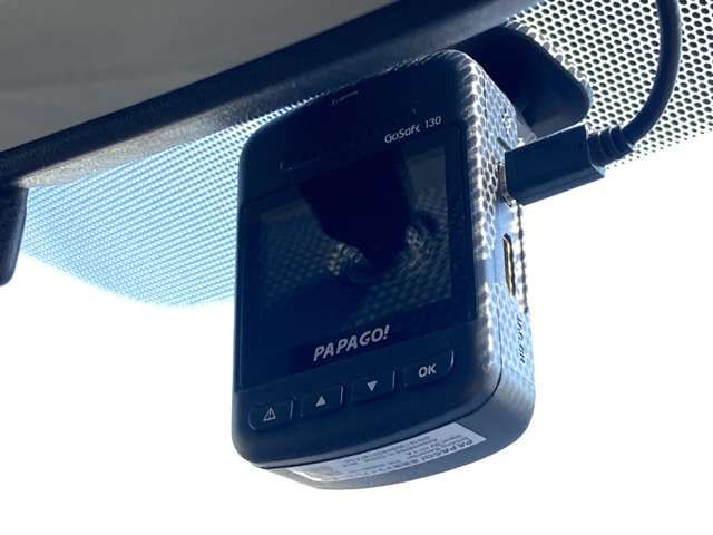 TOYOTA SIENTA HYBRID 2016