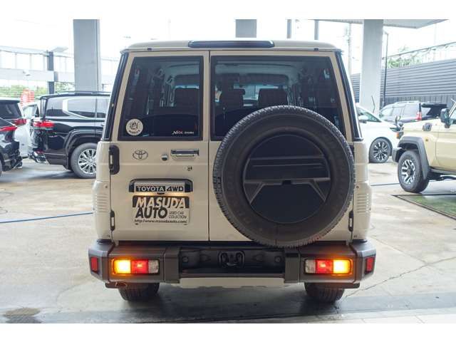 TOYOTA LANDCRUISER 70 2023