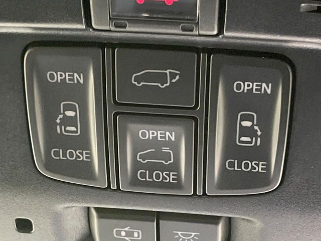 TOYOTA VELLFIRE 2018