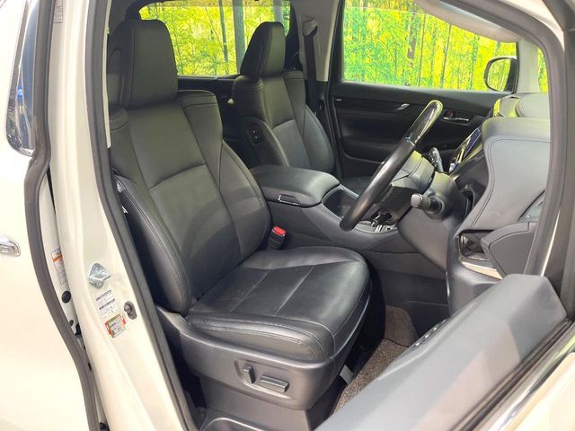 TOYOTA VELLFIRE 2018