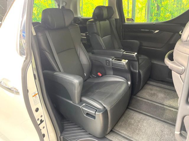 TOYOTA VELLFIRE 2018