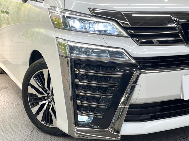 TOYOTA VELLFIRE 2018