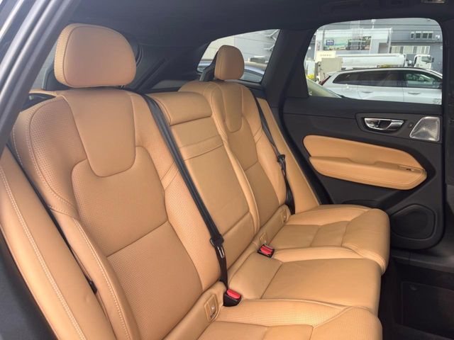 VOLVO VOLVO XC60 2017