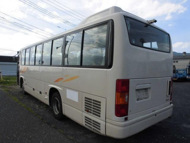 HINO MELPHA 2004