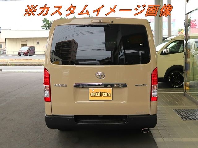 TOYOTA HIACE van 4WD 2025
