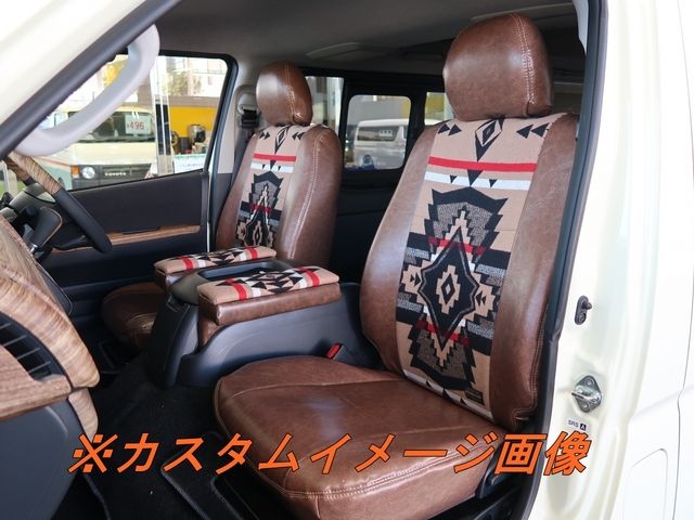 TOYOTA HIACE van 4WD 2025