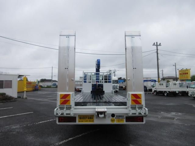 MITSUBISHI FUSOU SUPER GREAT 2025