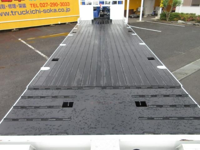 MITSUBISHI FUSOU SUPER GREAT 2025