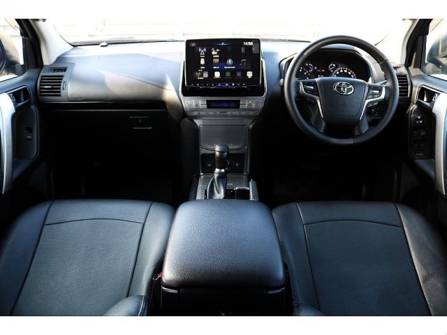 TOYOTA LANDCRUISER PRADO 2020