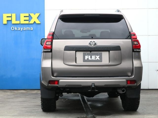 TOYOTA LANDCRUISER PRADO 2020