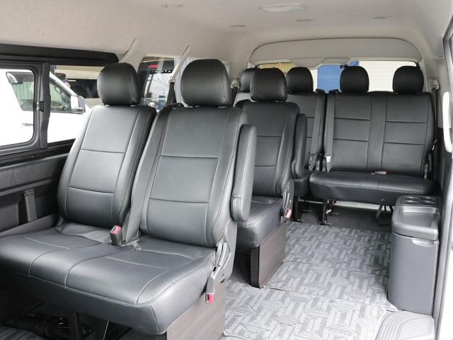 TOYOTA HIACE wagon 4WD 2023