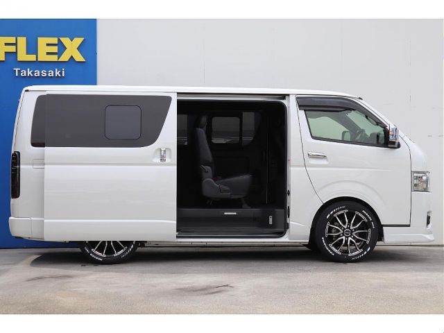 TOYOTA HIACE van 2WD 2022