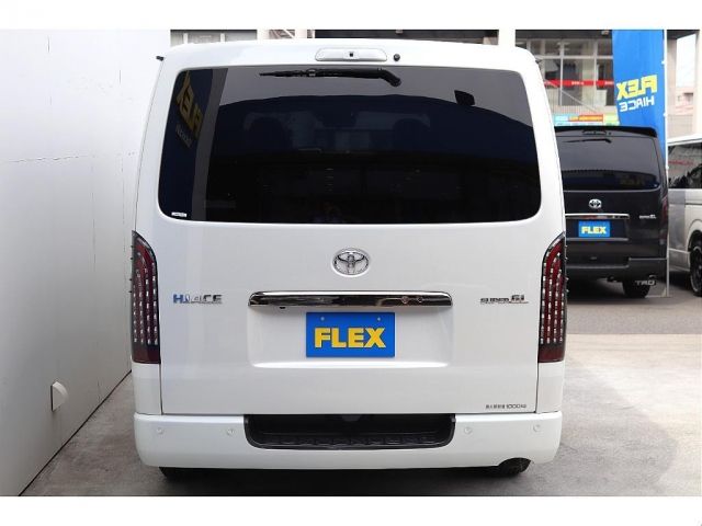 TOYOTA HIACE van 2WD 2022