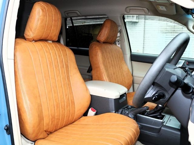 TOYOTA LANDCRUISER PRADO 2019