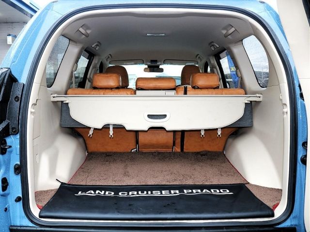 TOYOTA LANDCRUISER PRADO 2019