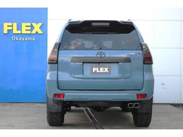 TOYOTA LANDCRUISER PRADO 2019